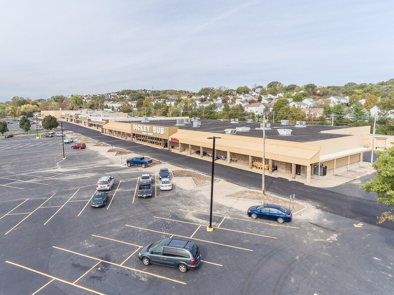 100-111 Hilltop Village Center Dr, Eureka, MO à louer - Autre - Image 2 de 5