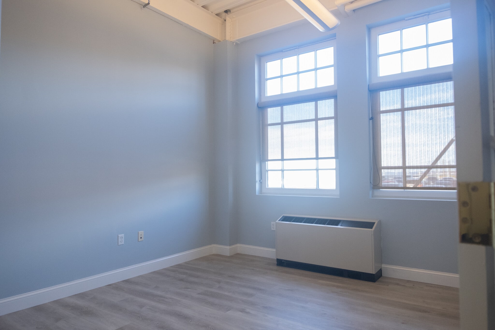 3 W Main St, Irvington, NY à louer Photo intérieure- Image 1 de 2