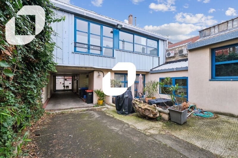 Office in Saint-Ouen-sur-Seine for lease Building Photo- Image 1 of 8