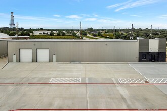 2304 Katy Hockley Cut Off Rd, Katy, TX for lease Building Photo- Image 1 of 1