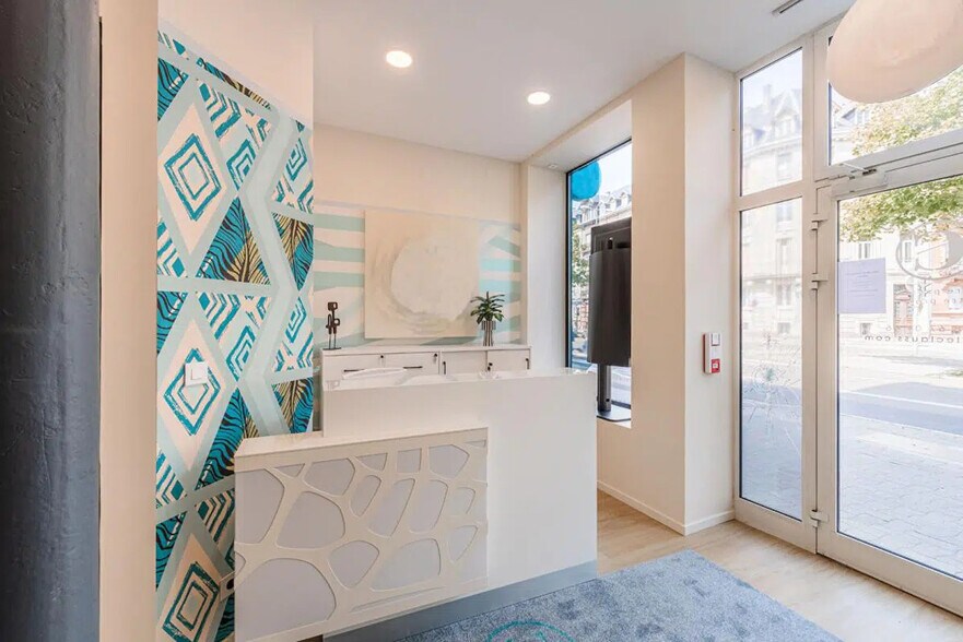 Commerce de détail dans Strasbourg à vendre - Photo du bâtiment - Image 2 de 2