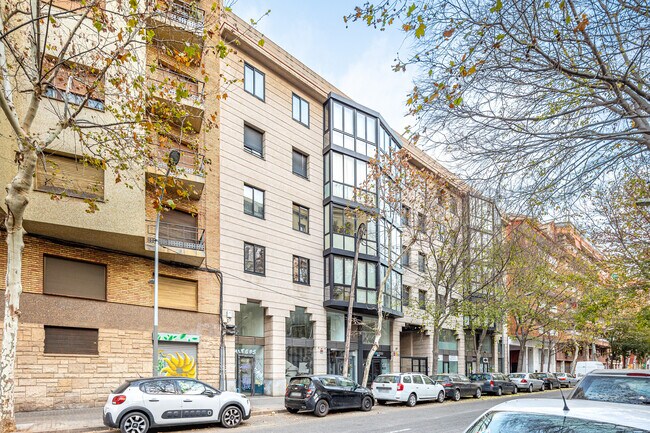 More details for Carrer dels Enamorats, 99, Barcelona - Retail for Lease