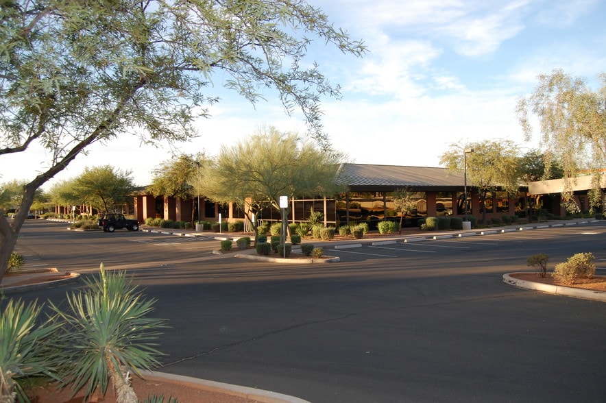 15300 N 90th St, Scottsdale, AZ for lease - Building Photo - Image 1 of 5