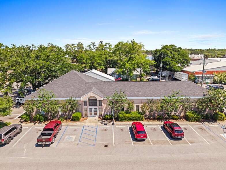 106 W Myrtle Ave, Foley, AL à vendre - Photo du bâtiment - Image 3 de 16