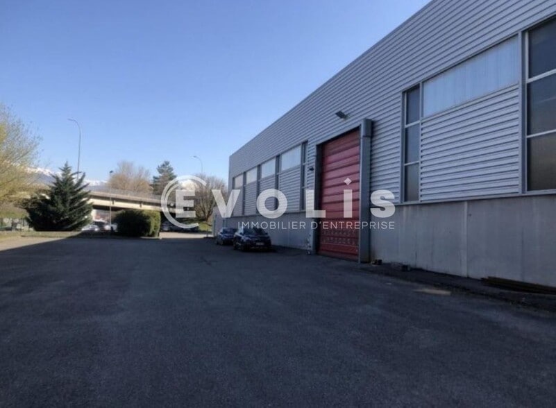 Industrial in Échirolles for lease - Building Photo - Image 3 of 8