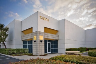 Plus de détails pour 13933 Magnolia Ave, Chino, CA - Industriel à louer