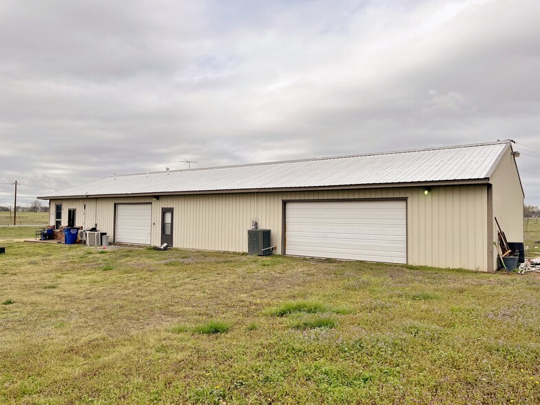 5705 OK Highway 82, Locust Grove, OK à vendre - Photo du bâtiment - Image 1 de 1