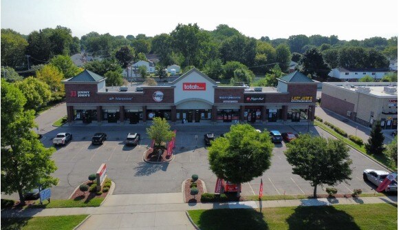 Telegraph Rd, Taylor, MI à louer - Photo du bâtiment - Image 2 de 6