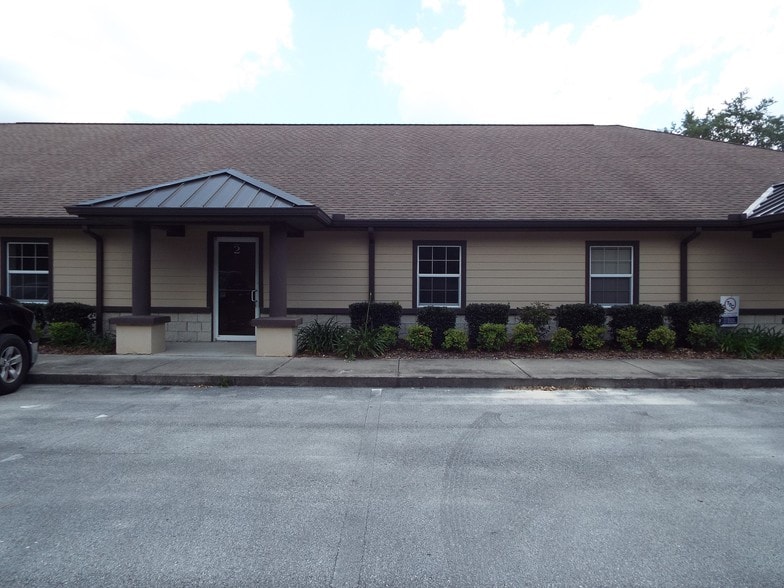 4390 NE 35th St, Ocala, FL for lease - Primary Photo - Image 1 of 3