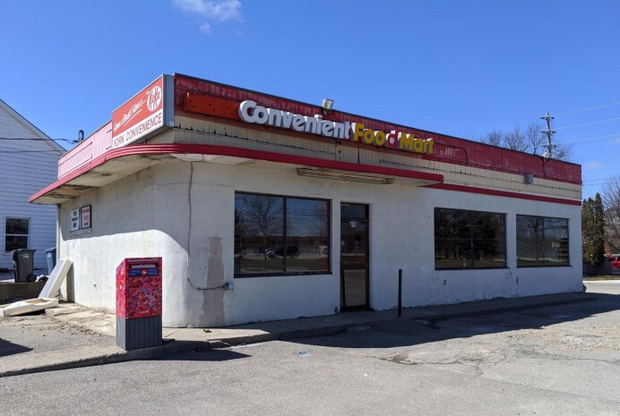 220 York Rd, Guelph, ON for sale Primary Photo- Image 1 of 1