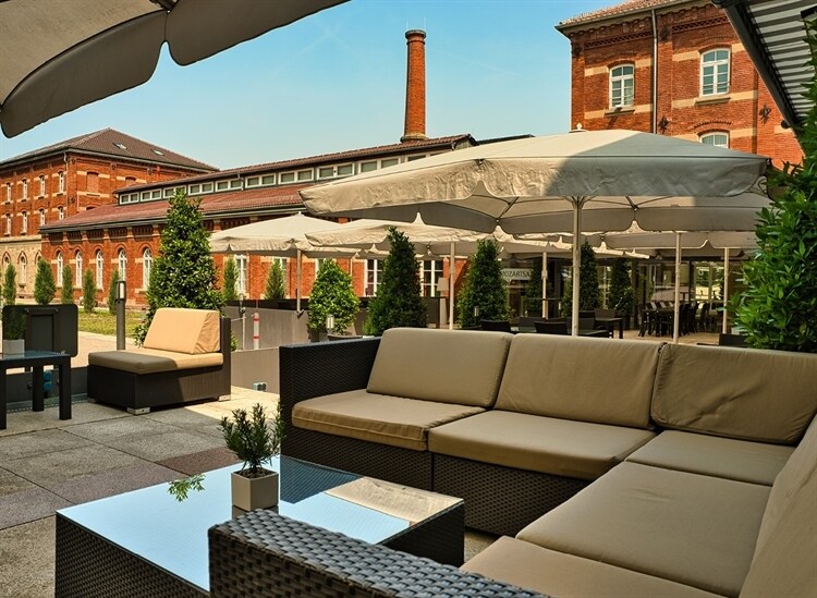 à vendre - Photo du bâtiment - Image 3 de 11