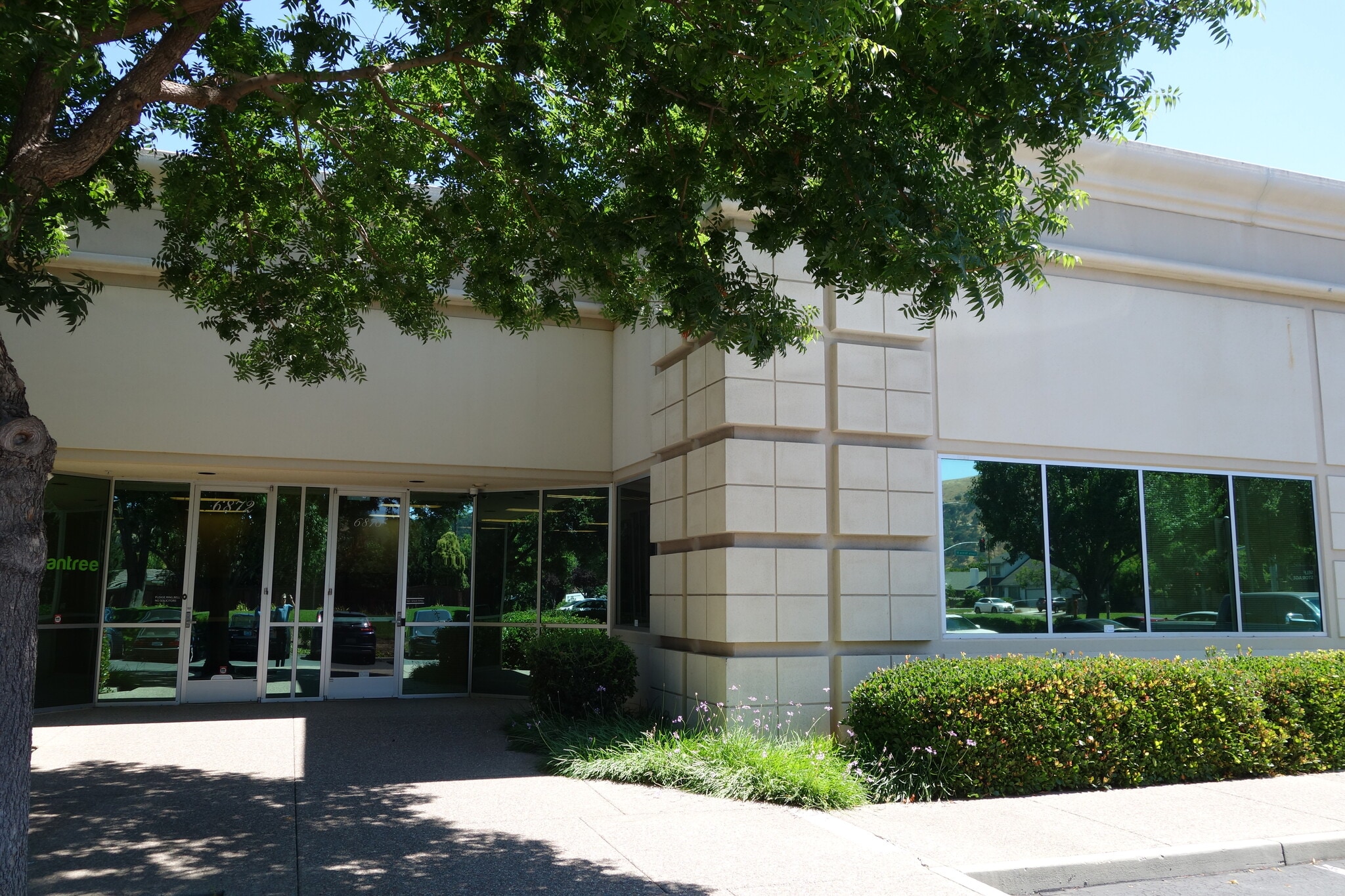 6860-6878 Santa Teresa Blvd, San Jose, CA for lease Primary Photo- Image 1 of 10