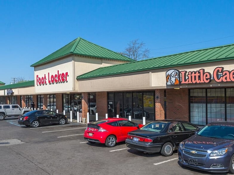 2918-2974 W Davison Ave, Detroit, MI for lease - Building Photo - Image 3 of 4