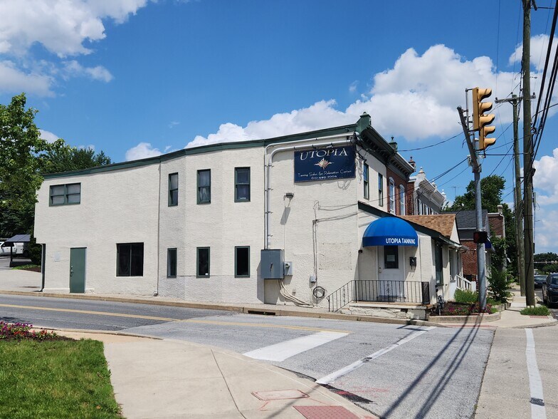 401-403 West Chester Pike, Havertown, PA à louer - Photo du bâtiment - Image 2 de 4