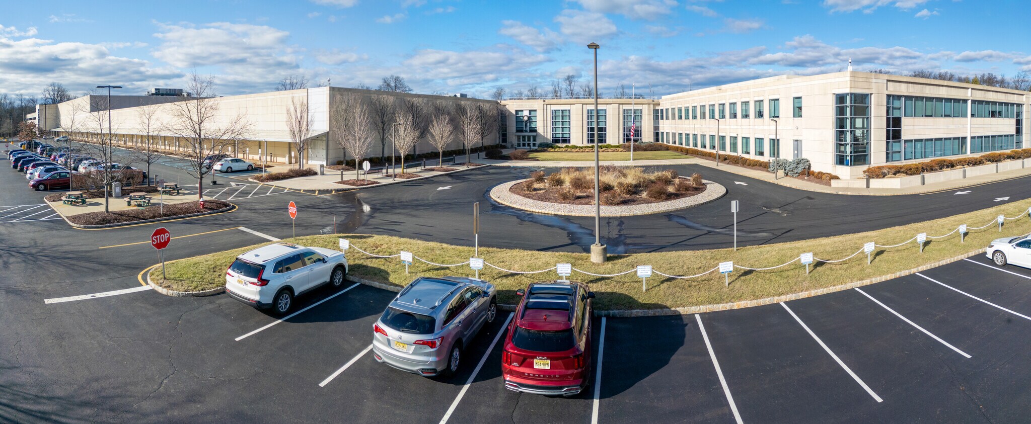 15 Sylvan Way, Parsippany, NJ à louer Photo du bâtiment- Image 1 de 17