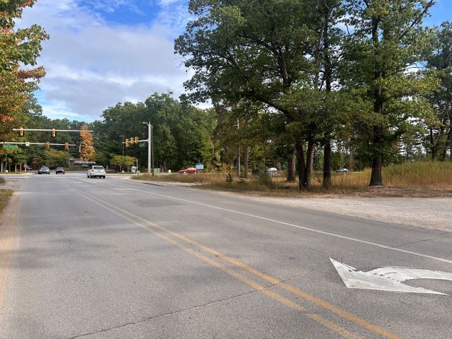 TBD Mitten Dr, Traverse City, MI à vendre - Photo du bâtiment - Image 2 de 11