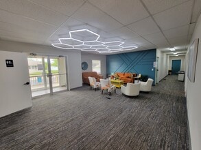 1839 Robin Rd, Martinsville, IN for lease Interior Photo- Image 2 of 3