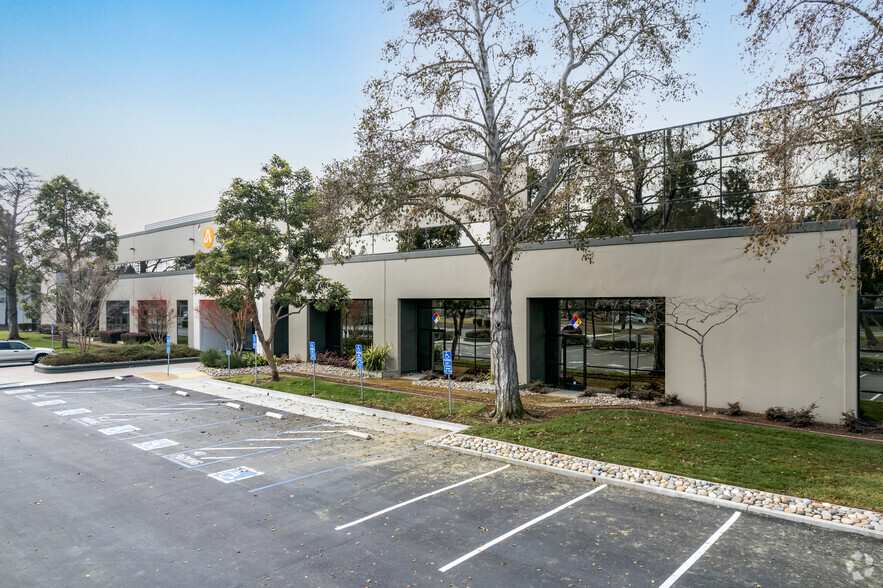 34175 Ardenwood Blvd, Fremont, CA for lease - Building Photo - Image 1 of 12