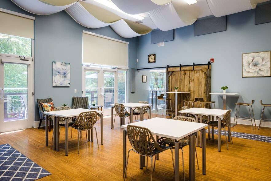 125-161 S Lexington Ave, Asheville, NC for lease - Interior Photo - Image 3 of 23