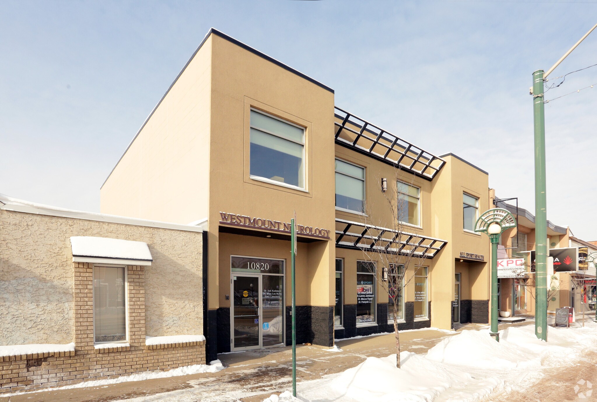 10820 124th St NW, Edmonton, AB à vendre Photo du bâtiment- Image 1 de 1