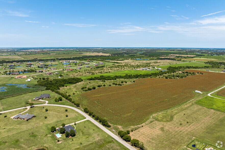 3460 N Preston Lakes Dr, Celina, TX à vendre - Photo du bâtiment - Image 2 de 17