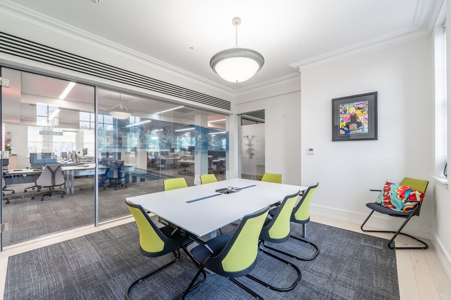 2 Albert Sq, Dundee for lease - Building Photo - Image 3 of 10