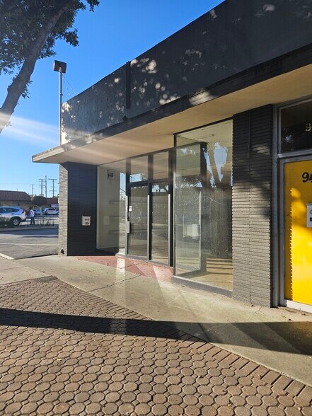 9413 Las Tunas Dr, Temple City, CA for lease - Primary Photo - Image 1 of 5