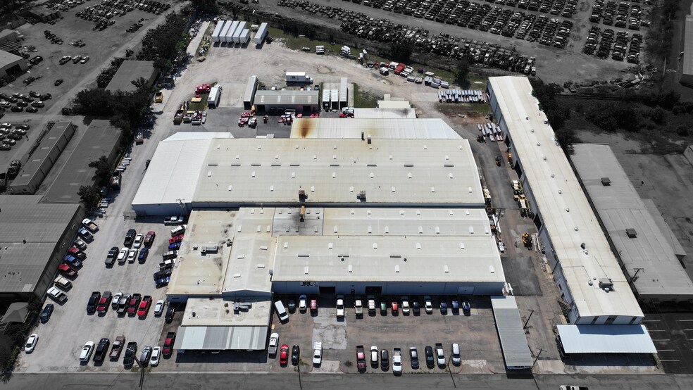 5936 Eden Dr, Haltom City, TX à vendre - Photo du bâtiment - Image 3 de 11