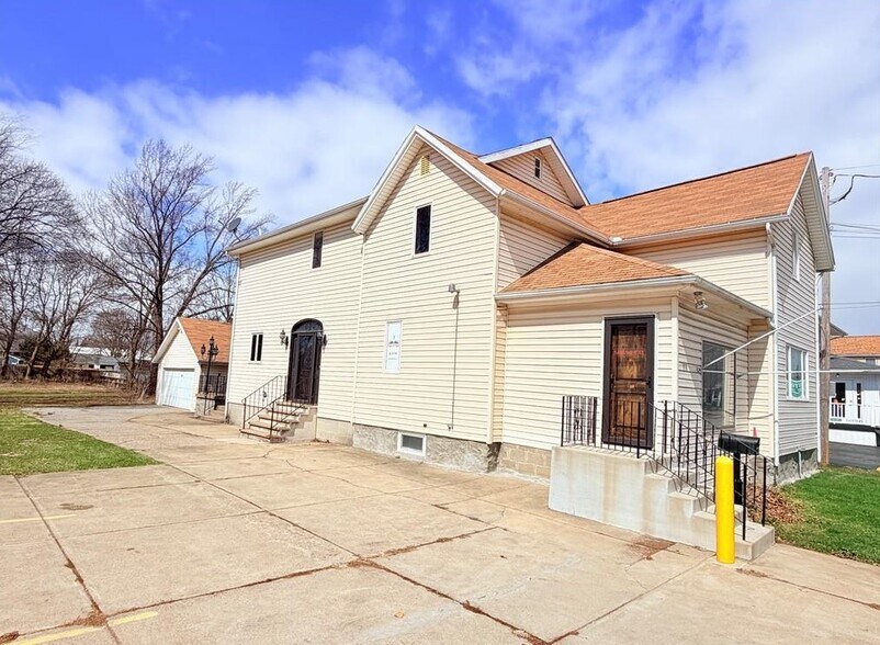 158 Lake St, Hamburg, NY à vendre - Photo du bâtiment - Image 2 de 30