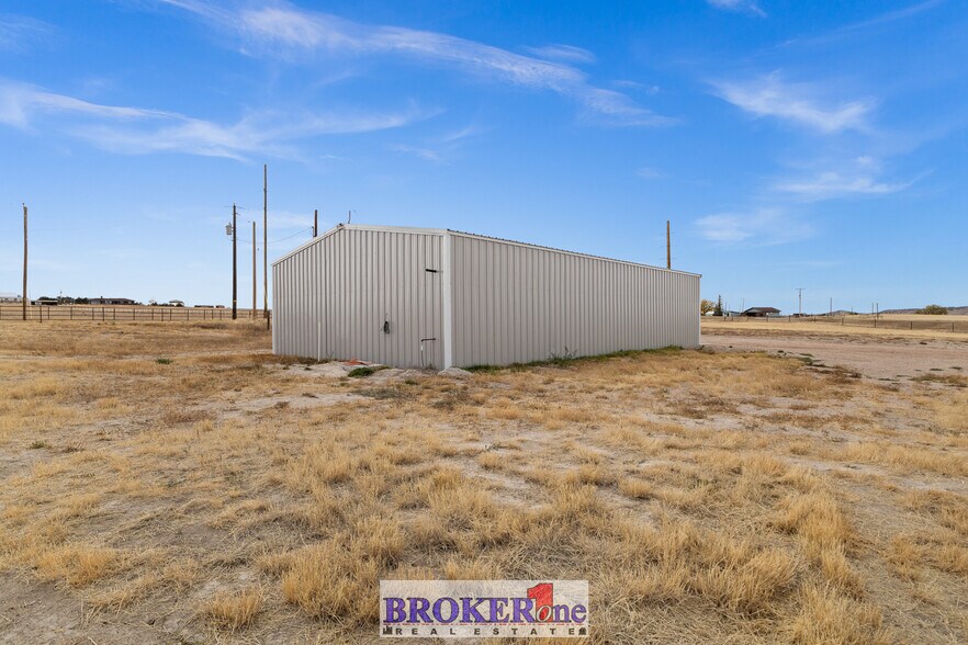 220 Highway 96, Douglas, WY à louer - Photo du bâtiment - Image 3 de 12