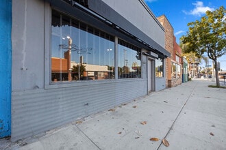 4309 Crenshaw Blvd, Los Angeles, CA à louer Photo intérieure- Image 2 de 17