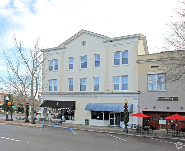 235 Richland Ave W, Aiken, SC à vendre - Photo du bâtiment - Image 3 de 6