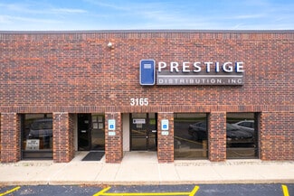 Plus de détails pour 3151-3165 Commercial Ave, Northbrook, IL - Industriel à louer
