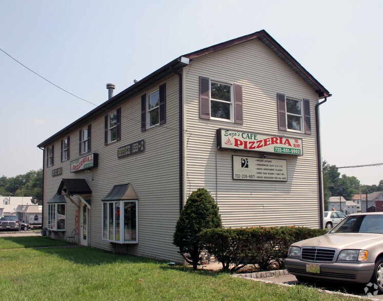 159 Main St, East Brunswick, NJ à vendre - Photo du bâtiment - Image 3 de 21