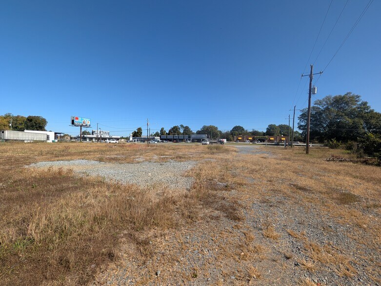 6105 Joe Frank Harris Pkwy NW, Adairsville, GA à vendre - Photo du bâtiment - Image 3 de 5