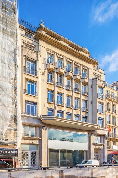 10 Avenue De La Grande Armée, Paris à louer - Photo du bâtiment - Image 2 de 6