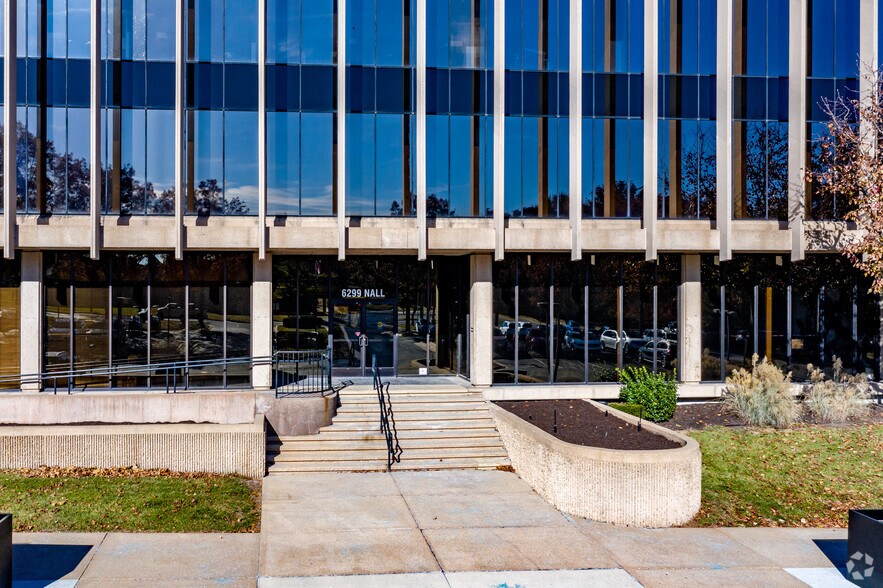 6299 Nall Ave, Mission, KS à louer - Photo du bâtiment - Image 3 de 10