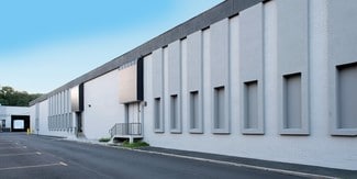 Plus de détails pour 587 Industrial Rd, Carlstadt, NJ - Industriel à louer