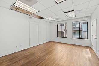 602-616 Santa Monica Blvd, Santa Monica, CA for lease Interior Photo- Image 2 of 4