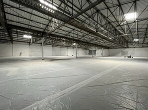 Industriel dans Vitrolles à louer Photo intérieure- Image 1 de 1