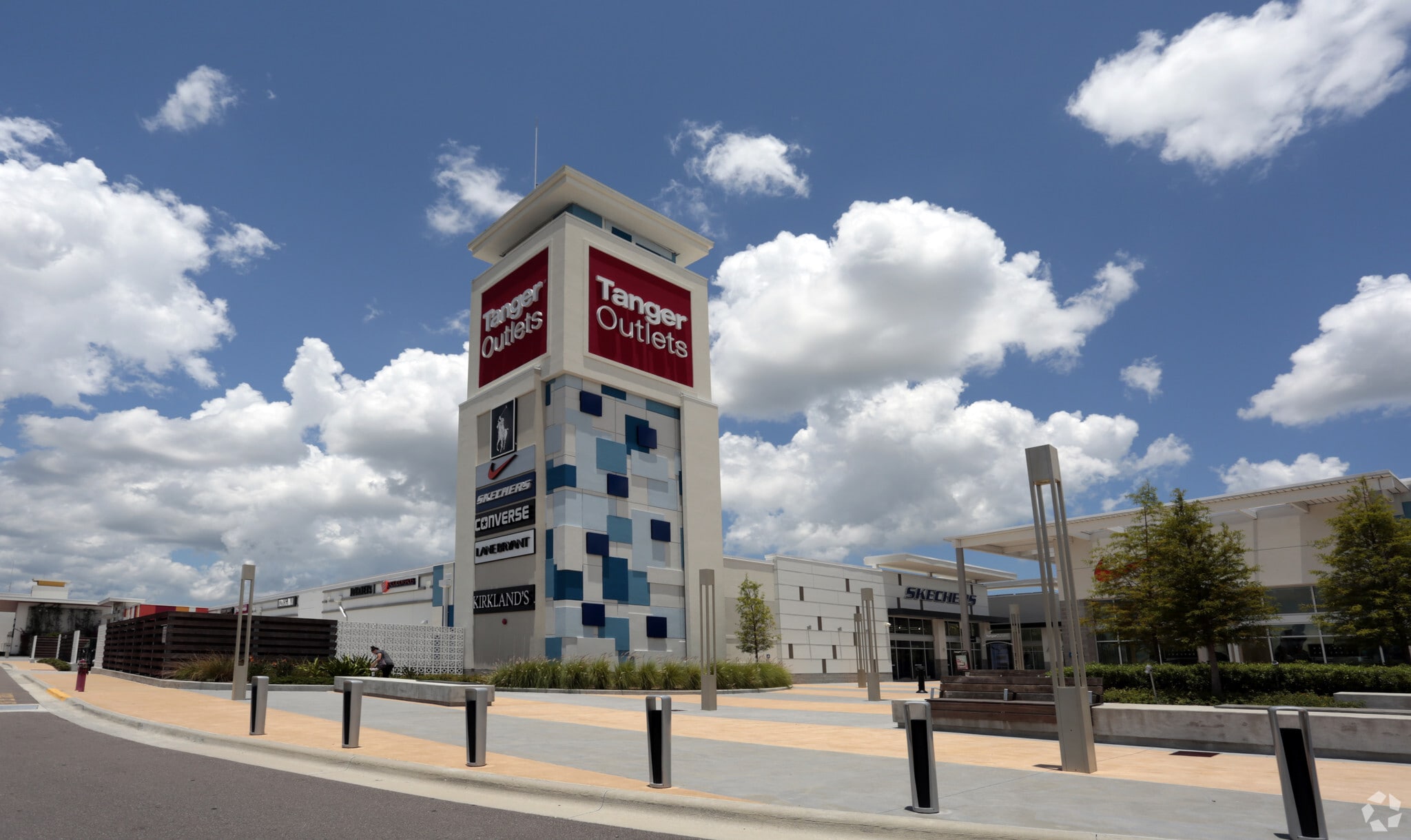 1100 Cornerstone Blvd, Daytona Beach, FL à louer Photo principale- Image 1 de 4