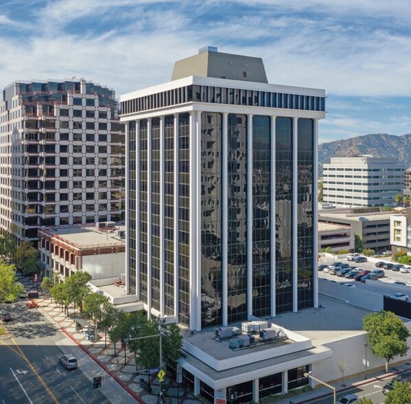 535 N Brand Blvd, Glendale, CA for lease - Building Photo - Image 1 of 3