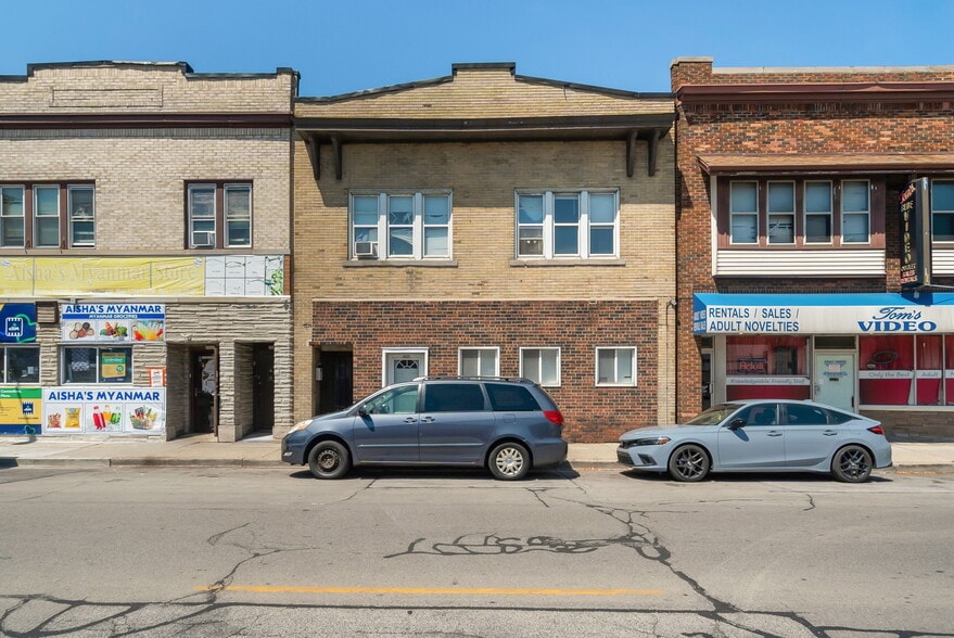 3015 S 13th St, Milwaukee, WI for sale - Building Photo - Image 2 of 26