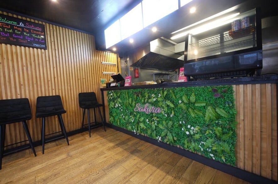 Hermon Hl, London for lease - Building Photo - Image 3 of 12