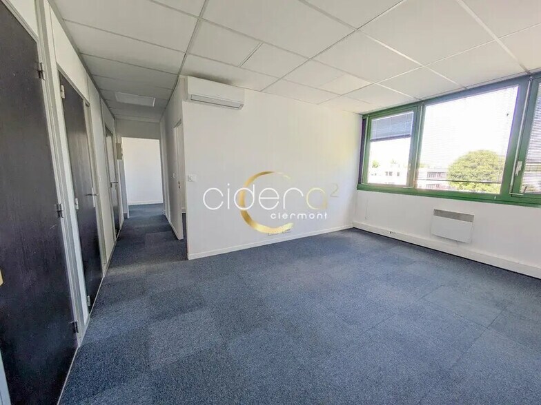 Office in Clermont-Ferrand for lease - Interior Photo - Image 2 of 4