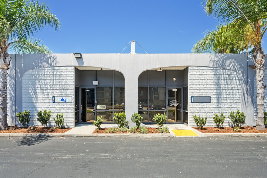 12563-12575 Crenshaw Blvd, Hawthorne, CA à louer - Photo du bâtiment - Image 2 de 6