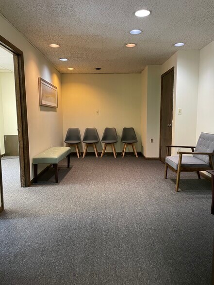 600 McKnight Park Dr, Pittsburgh, PA à louer - Photo intérieure - Image 3 de 48
