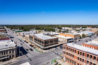 201 N Main St, Taylor, TX - AERIAL  map view