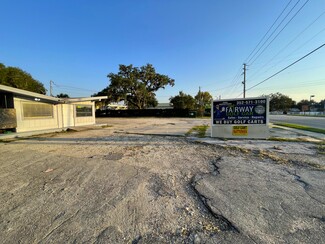 Plus de détails pour 830 S Main St, Wildwood, FL - Vente au détail à vendre