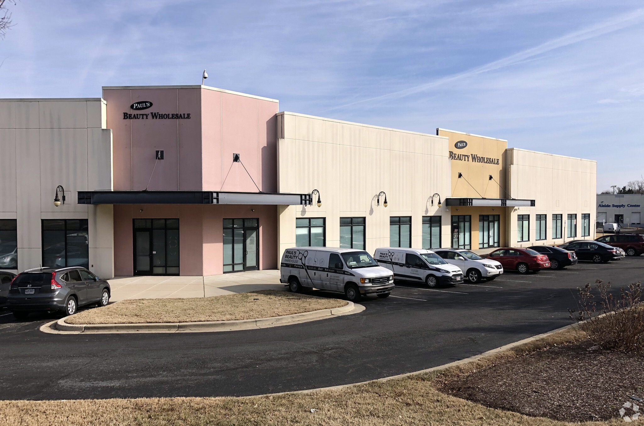 8601 Ritchie Dr, Capitol Heights, MD for lease Primary Photo- Image 1 of 10